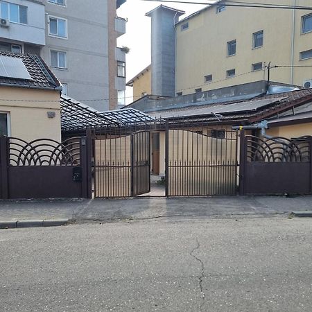 Ferienwohnung La Bebe 3 Hunedoara Exterior foto
